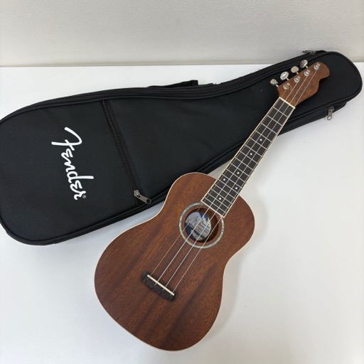 FENDER Zuma UKULELE ウクレレ ソフトケース付